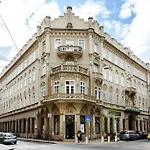 Diamond - Center * Budapest